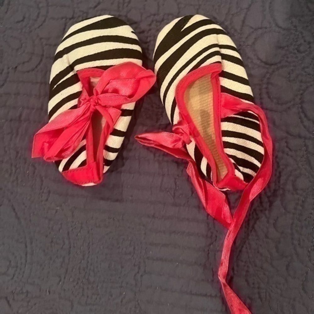Baby Girl Zebra Soft sole shoes, size 0-2, ballet